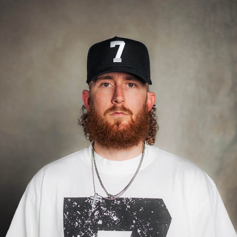 ‘7’ Premium SnapBack - Black/White Malta Apparel