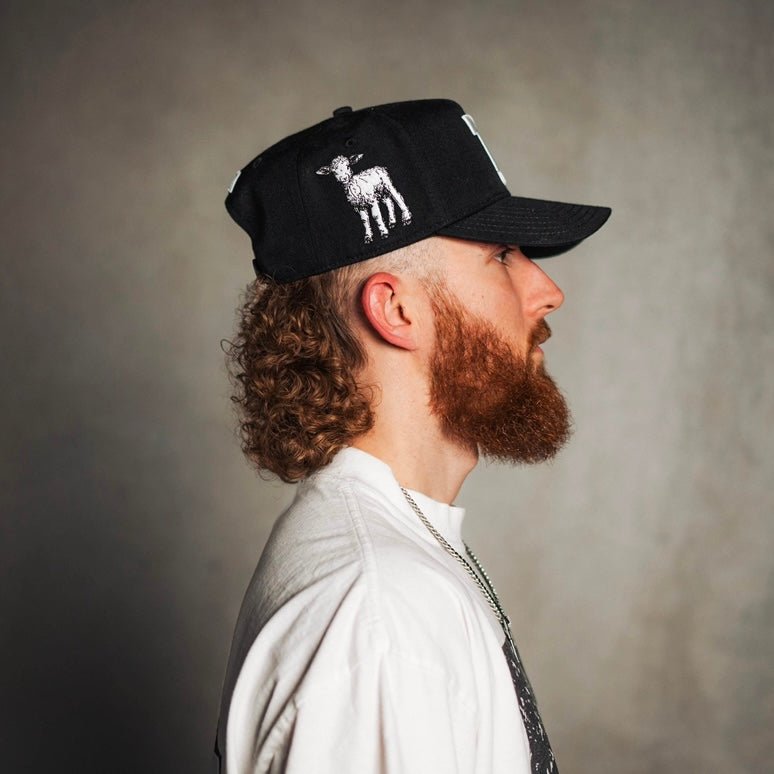 ‘7’ Premium SnapBack - Black/White Malta Apparel